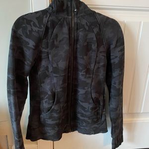 Lululemon scuba hoodie worn 3 times